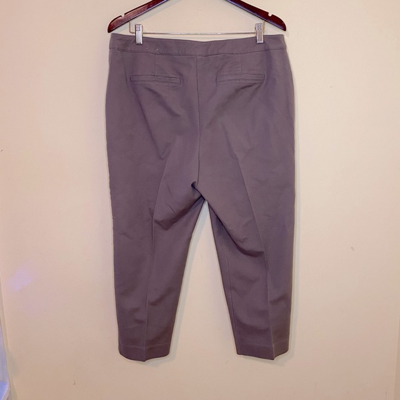 Chico’s Fabulously Slimming Cropped Women’s Pants Size 2.5/L - Picture 7 of 9